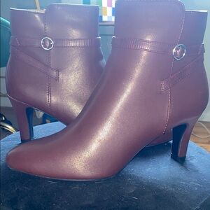 Life Stride Purple Ankle Booties with Sleek Design
